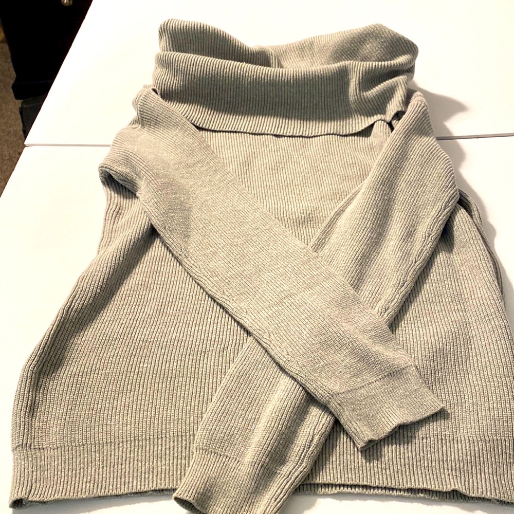 Joe fresh sweater size large